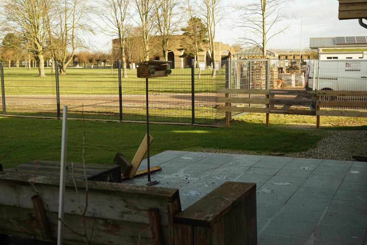 Stille, Aussicht Und Kunst Am Archaeologischen Park 克桑滕 外观 照片